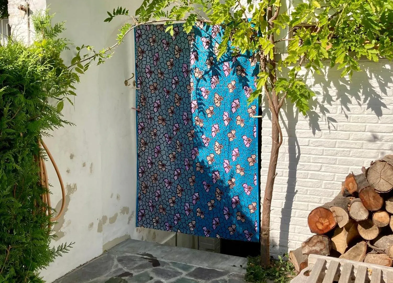 בריסל Calm, Green & Birdsong Near The City Center